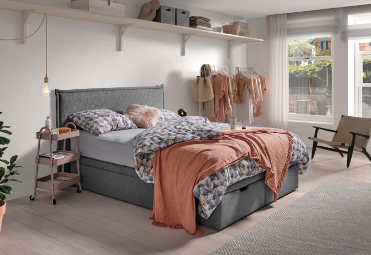 BOXSPRING VELDA SPACE (à rangement) dans une chambre