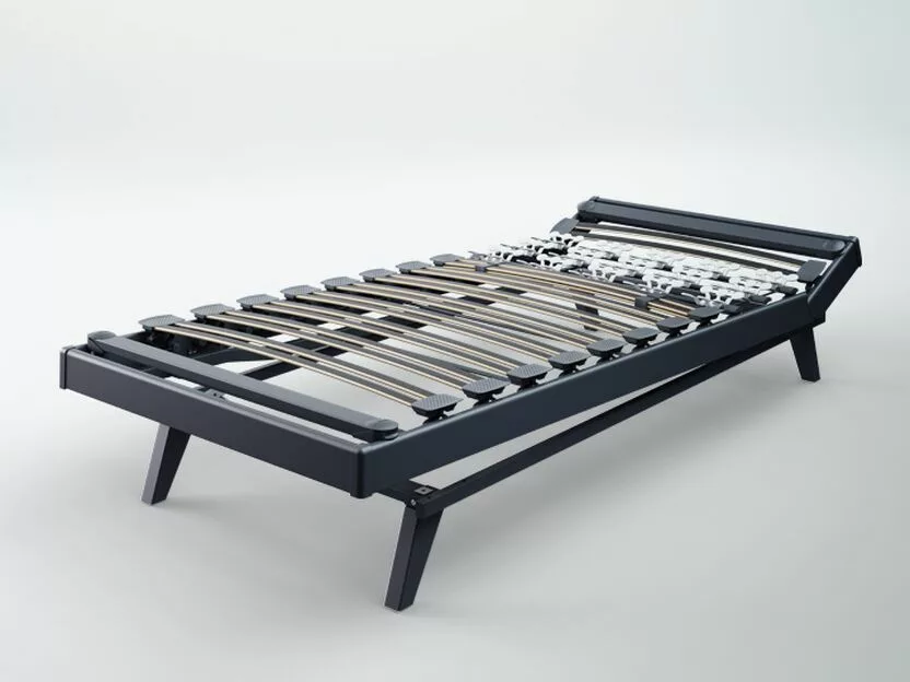 Sommier Lattoflex Hybrid 2 Manuel 90x200 sur pieds la têtes et les jambes sont levés